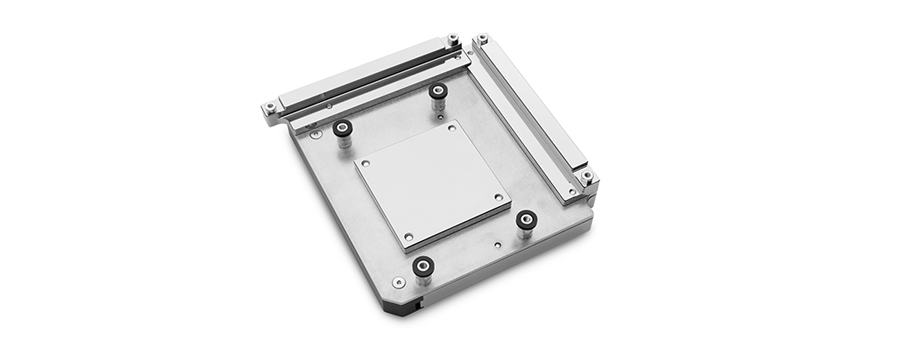 EK-Momentum ROG Crosshair VIII Hero  monoblock