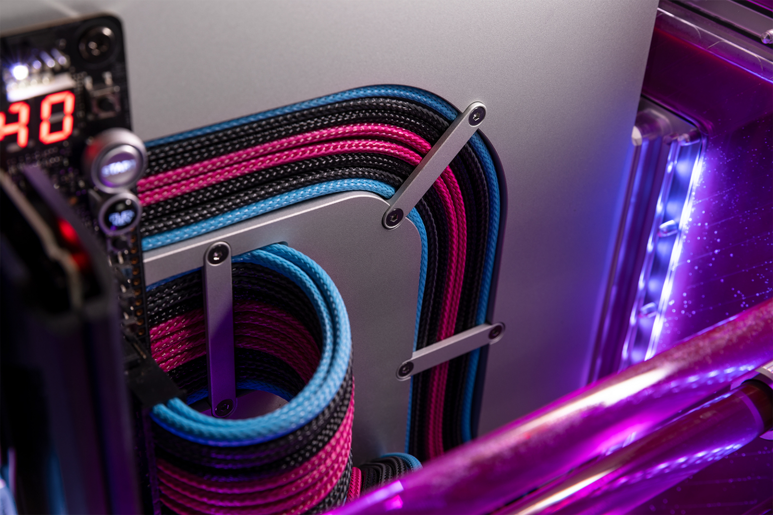 EK Launches Quantum Torsion A60, the First Ever Matrix7 PC Case