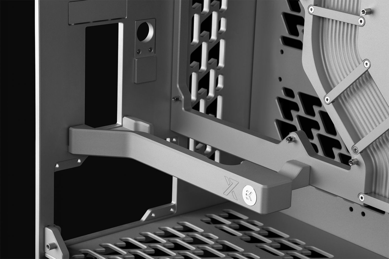 EK Launches Quantum Torsion A60, the First Ever Matrix7 PC Case