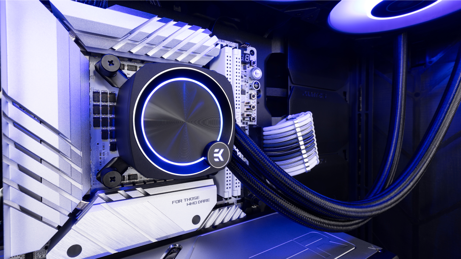 EK-Nucleus-AIO-CR360-Direct-Die-D-RGB-1700-PR1